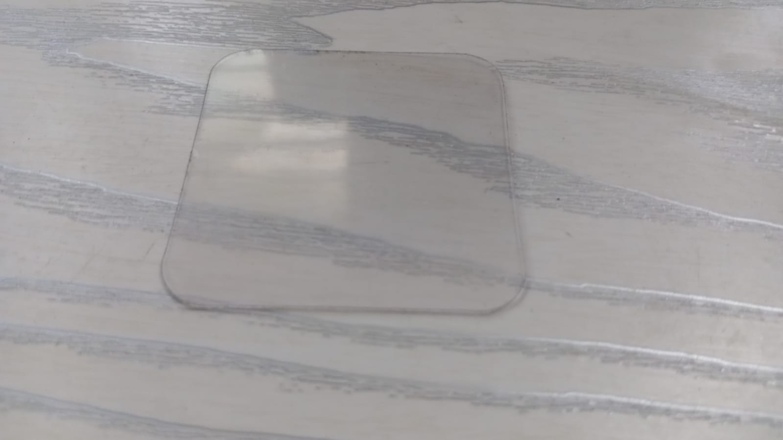 Nano adhesive tape for various indoor surfaces, providing a strong hold. Nano adhesive tape for various indoor surfaces, providing a strong hold.